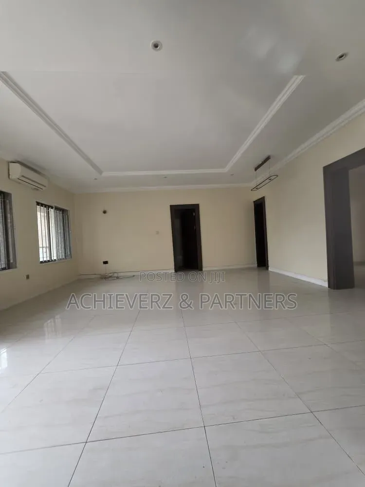 3bdrm Apartment in Asokoro for rent in Asokoro
