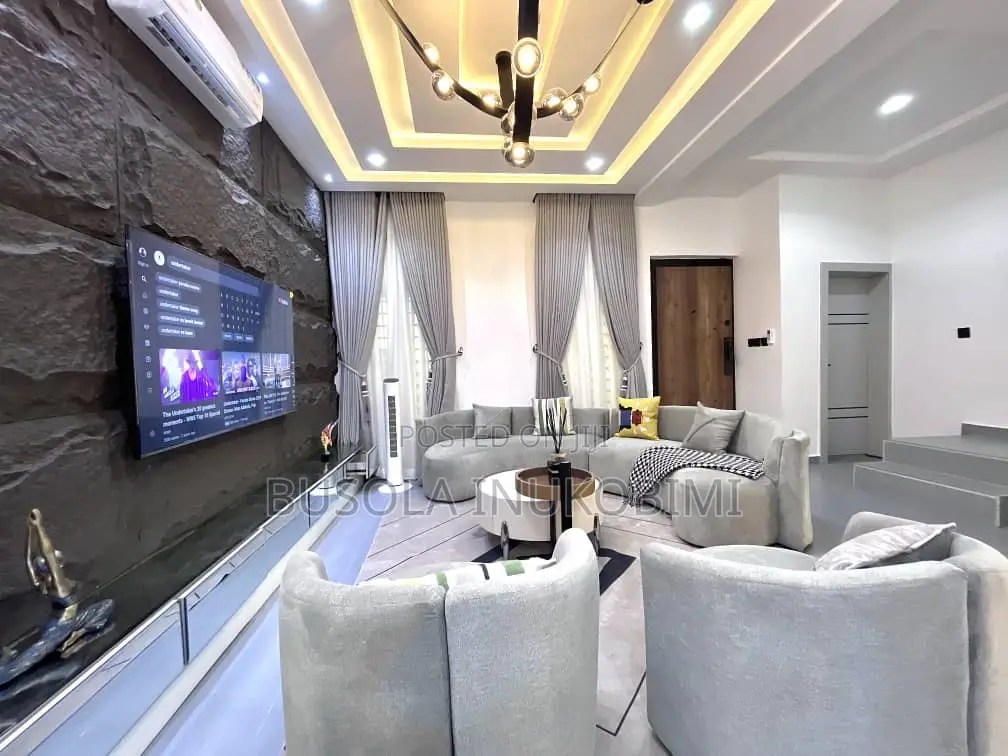 Exquisite 4 Bedroom Sea View Service Apartment Ikate in Ikate