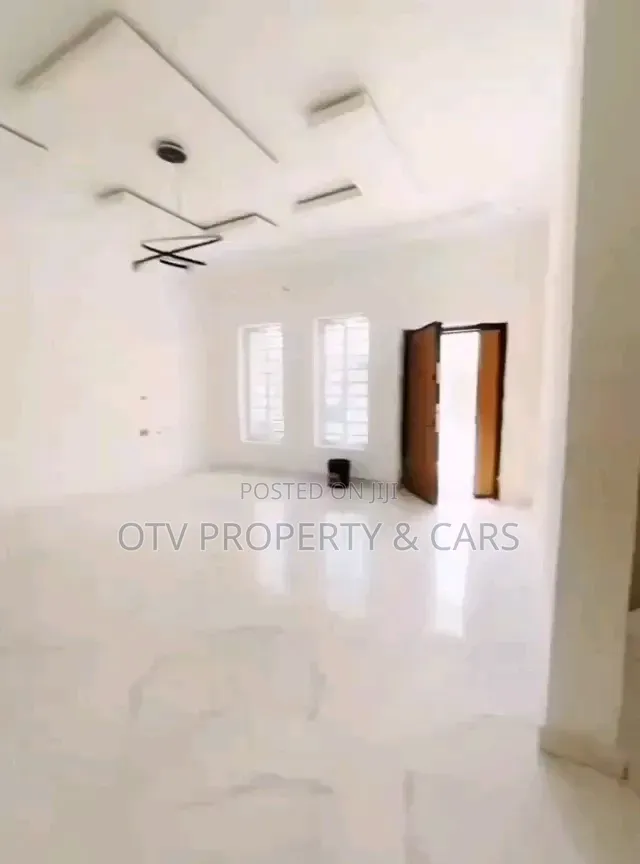 Furnished 3bdrm Bungalow in Awoyaya for sale in Awoyaya