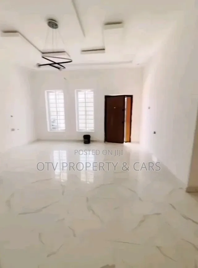 Furnished 3bdrm Bungalow in Awoyaya for sale in Awoyaya