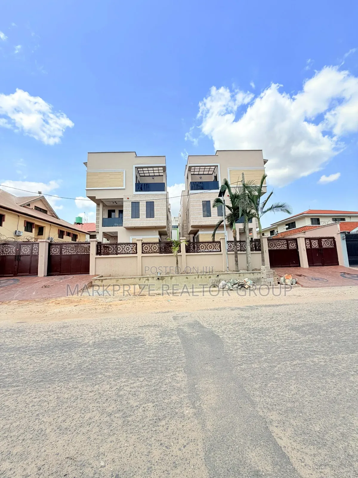 5bdrm Duplex in Omole Phase 1 Lagos for sale in Omole Phase 1