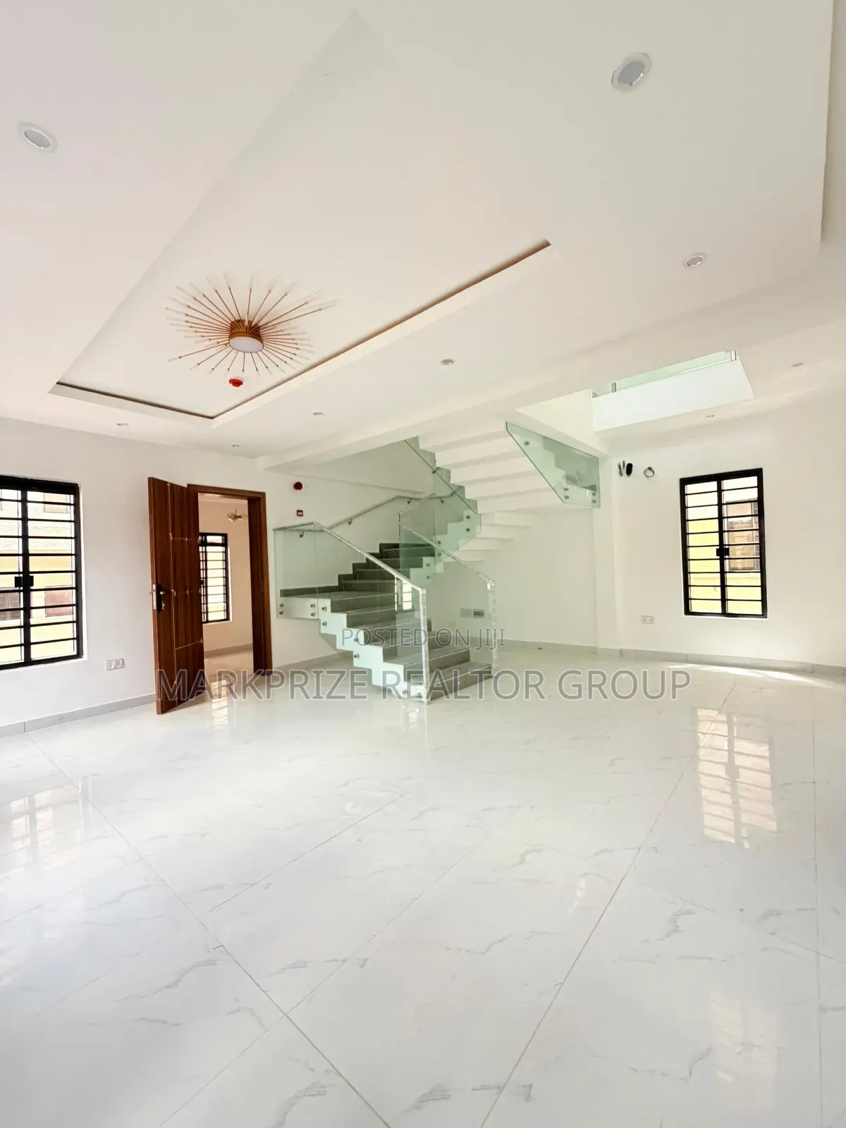 5bdrm Duplex in Omole Phase 1 Lagos for sale in Omole Phase 1