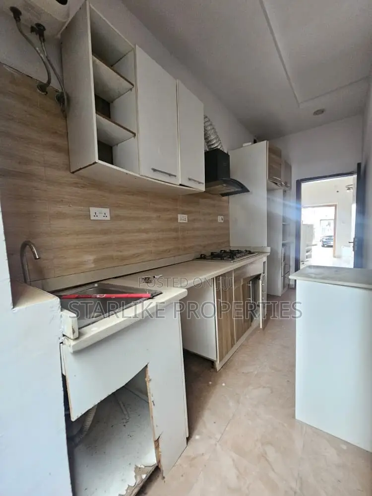3bdrm House in Ikota for sale in Ikota