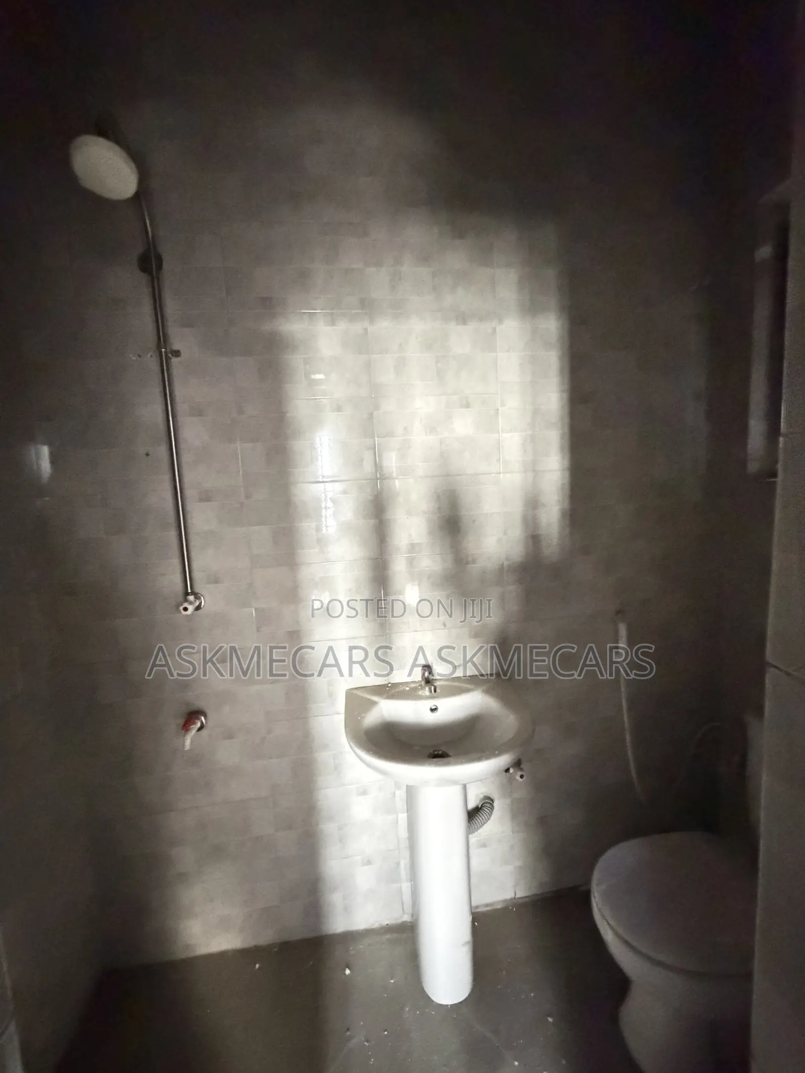 3bdrm Room & Parlour in Adesanya for rent in Abraham Adesanya Estate