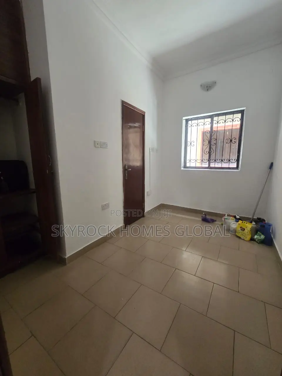 Spacious Office Space in Lekki Phase 1