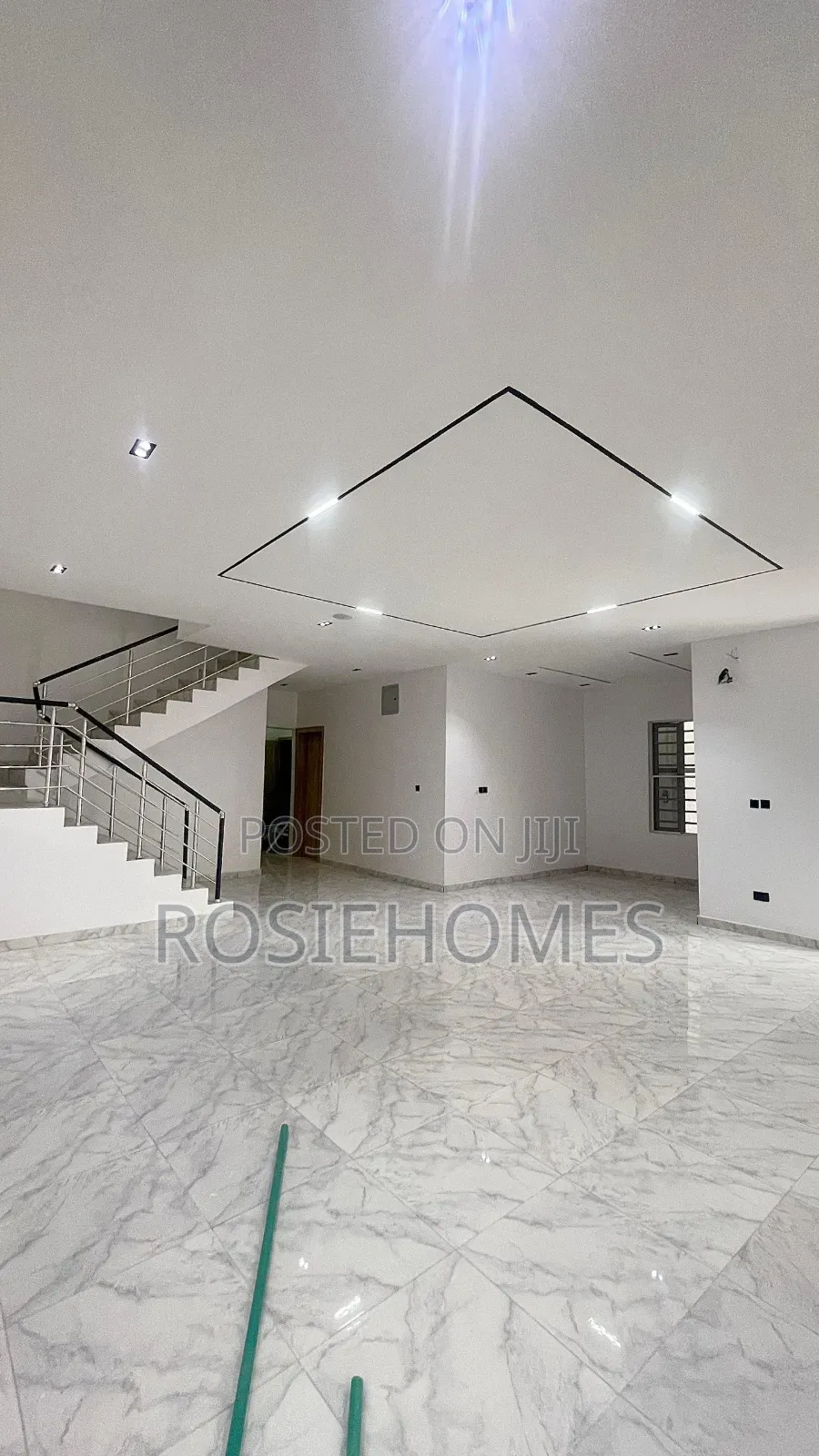 5bdrm Duplex in Ikota Gra for rent in Ikota