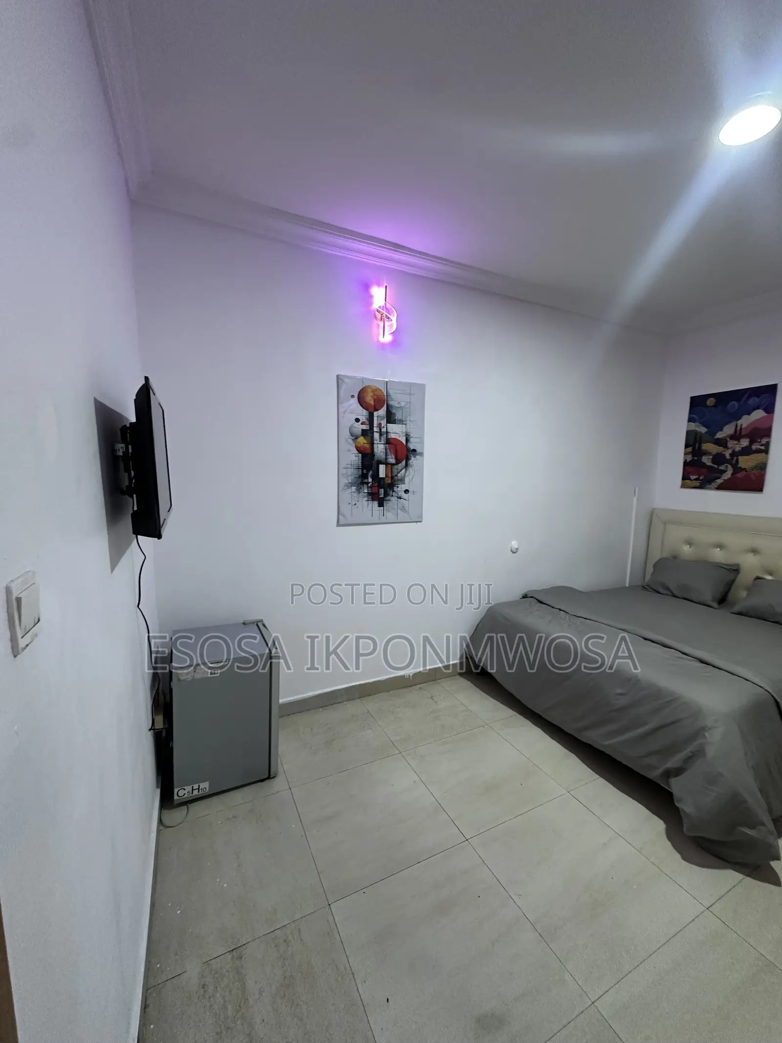 Furnished 1bdrm Bedsitter in Prime Water View, Chevron for rent in Chevron