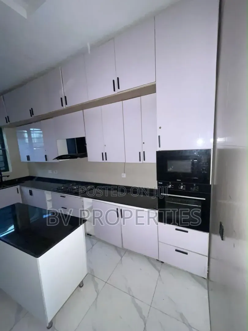 1bdrm Shared Apartment in Lekki Phase 2 for rent in Lekki Phase 2