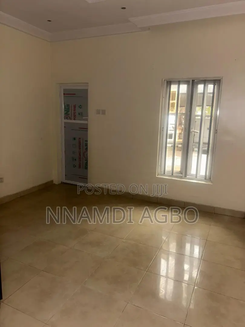 Mini Flat in Ikota for rent in Ikota