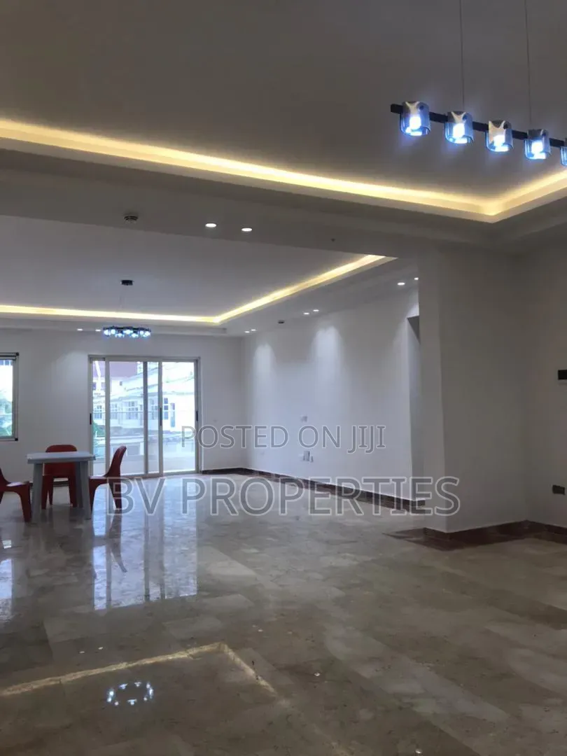 3bdrm Apartment in Old Ikoyi for rent in Old Ikoyi
