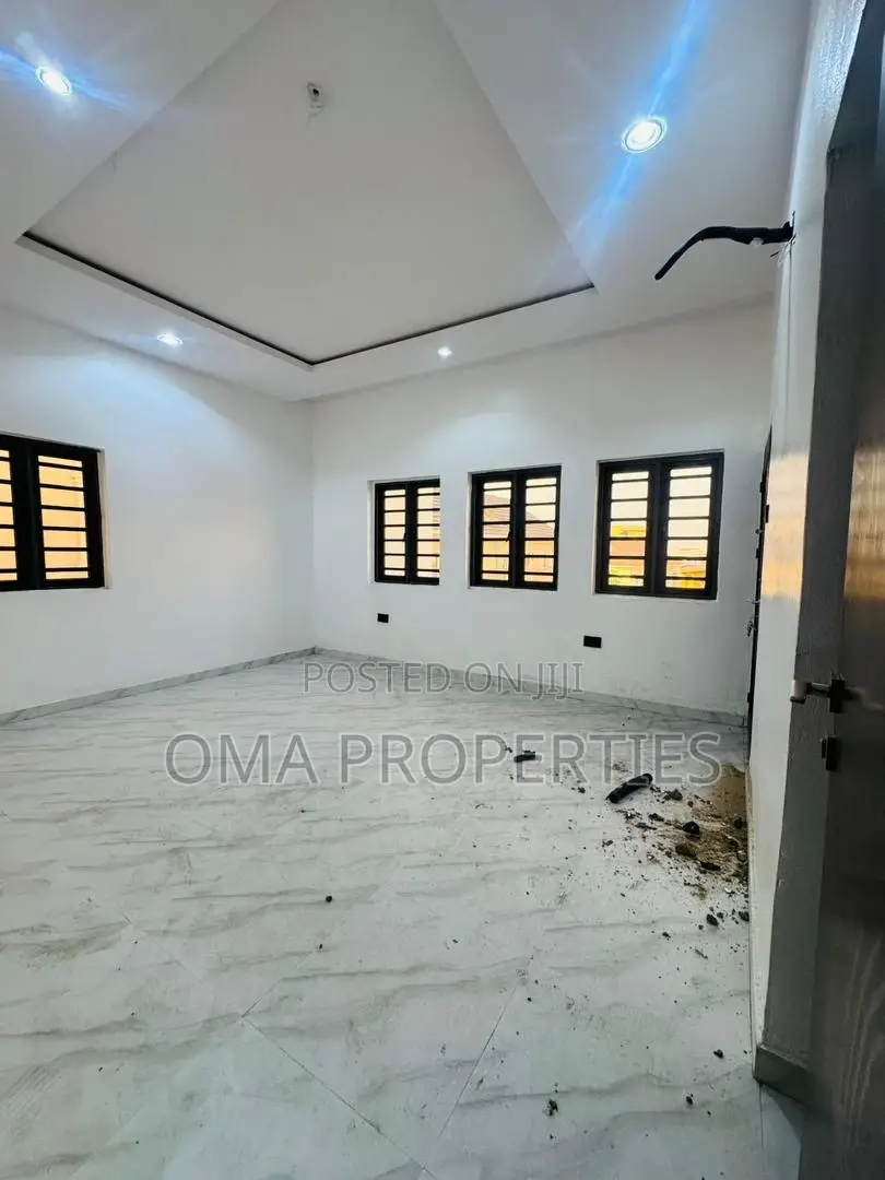 Furnished 4bdrm House in Gbagada for sale in Gbagada