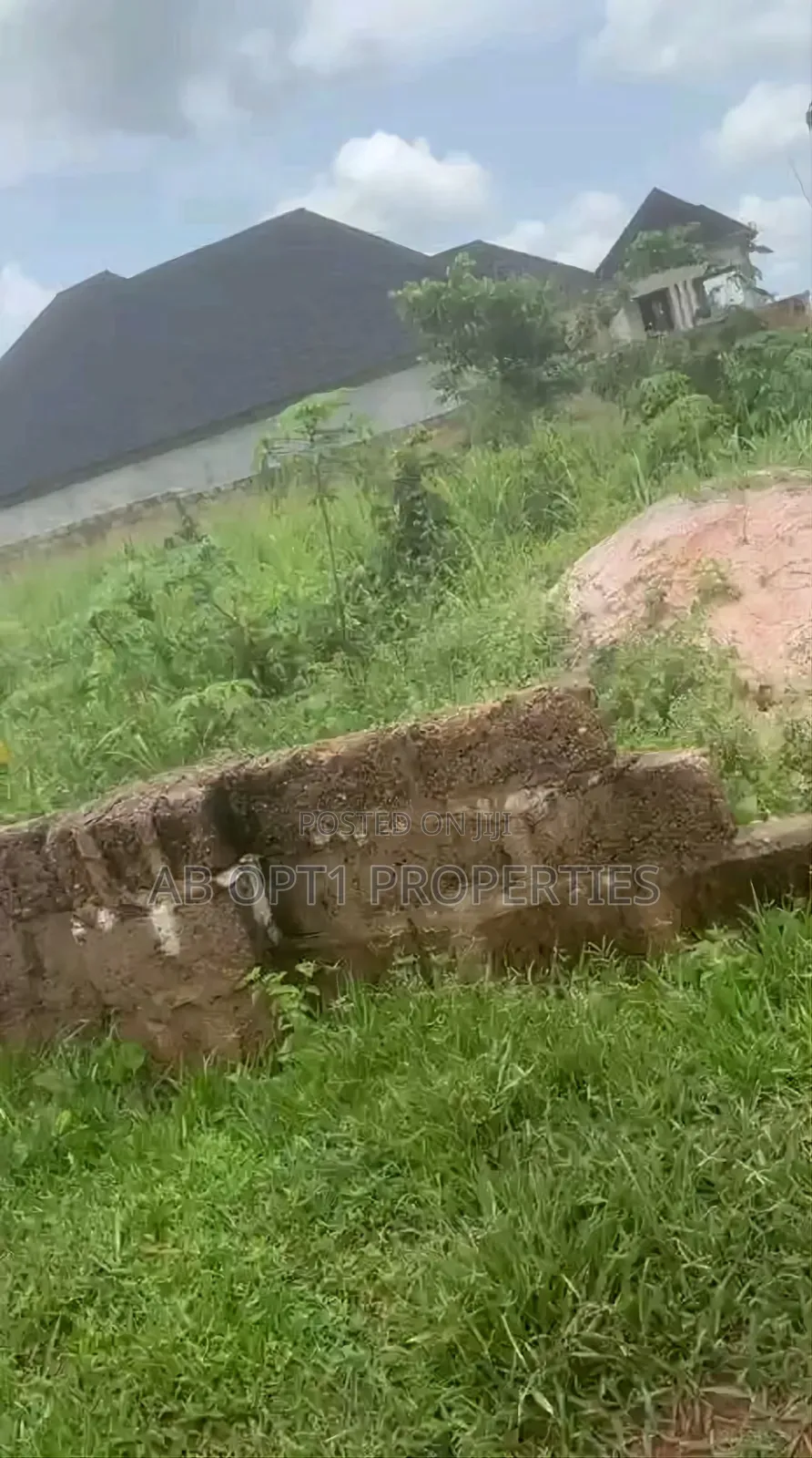 100ft by 200ft St Iyanomo, Sapele Road for Sale. in Benin City