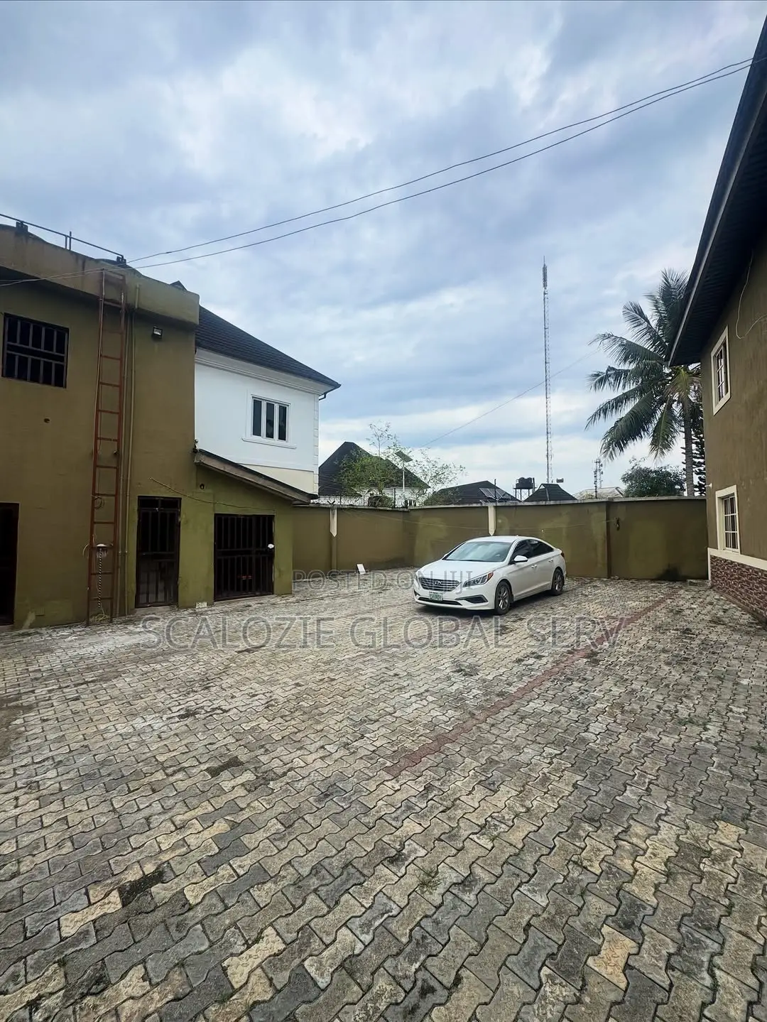 1bdrm Block of Flats in Majesty Estate, Nta for sale in Port-Harcourt