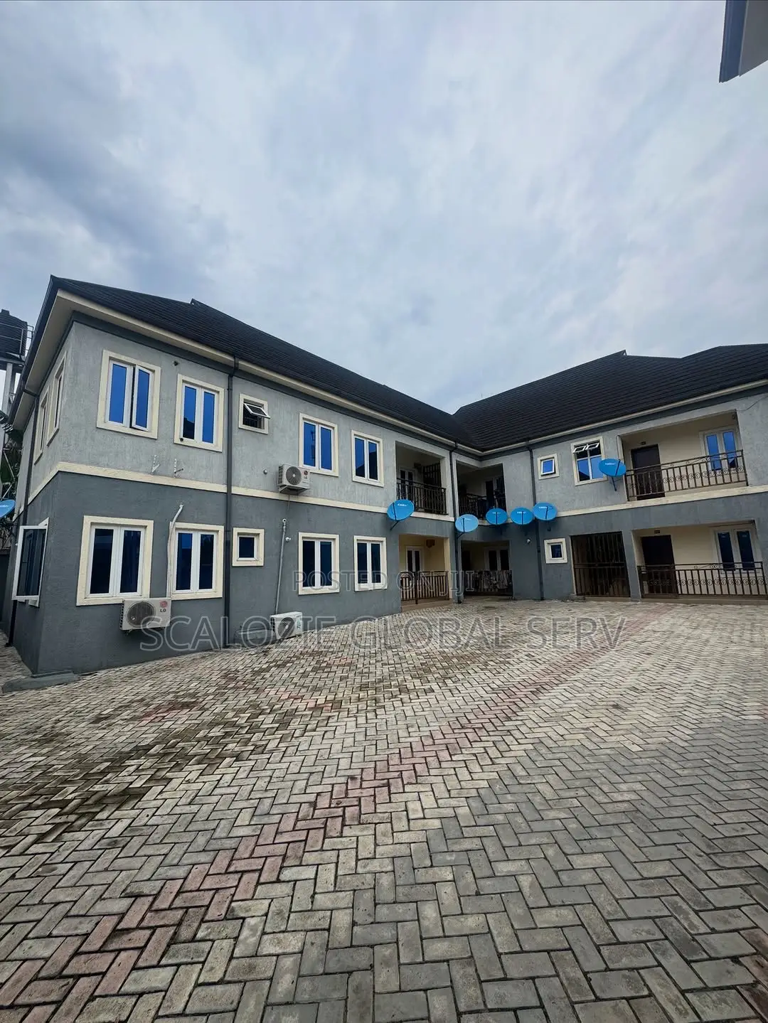 2bdrm Block of Flats in Majesty Estate, Nta for sale in Port-Harcourt