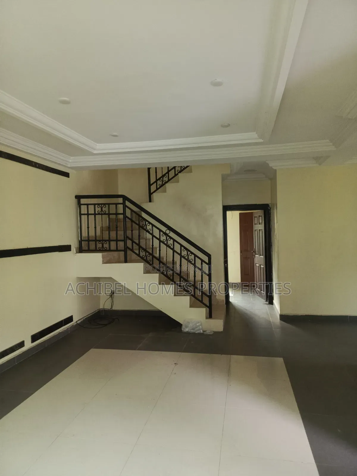 4bdrm Duplex in Igbo-Efon, Lekki Phase 2 for rent in Lekki Phase 2