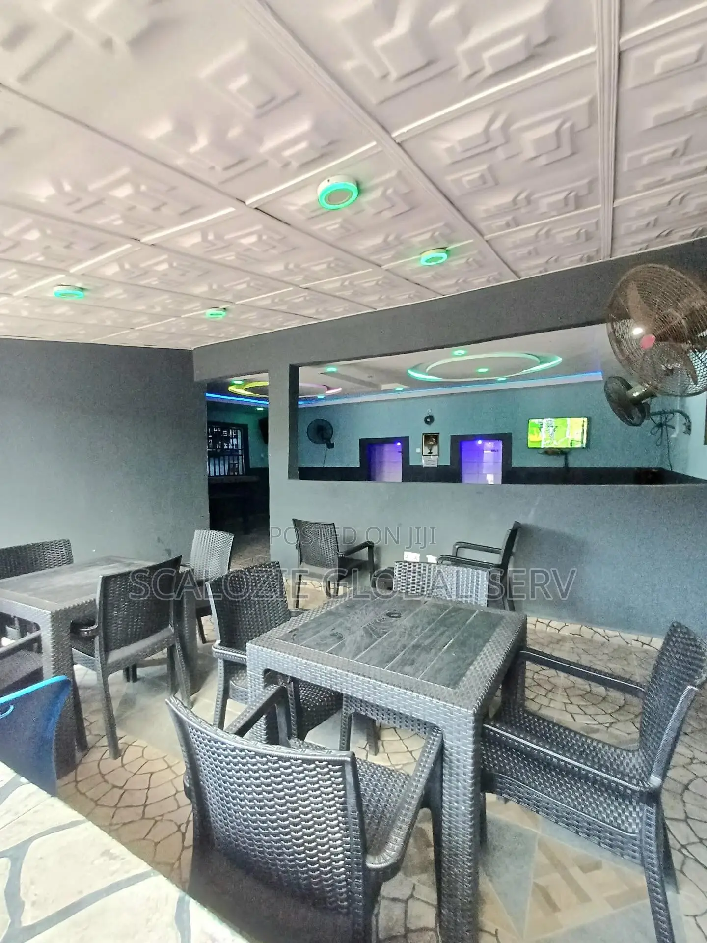 Furnished 7 Rooms Hotel With Outdoor Bars Vip Lounge in Port-Harcourt