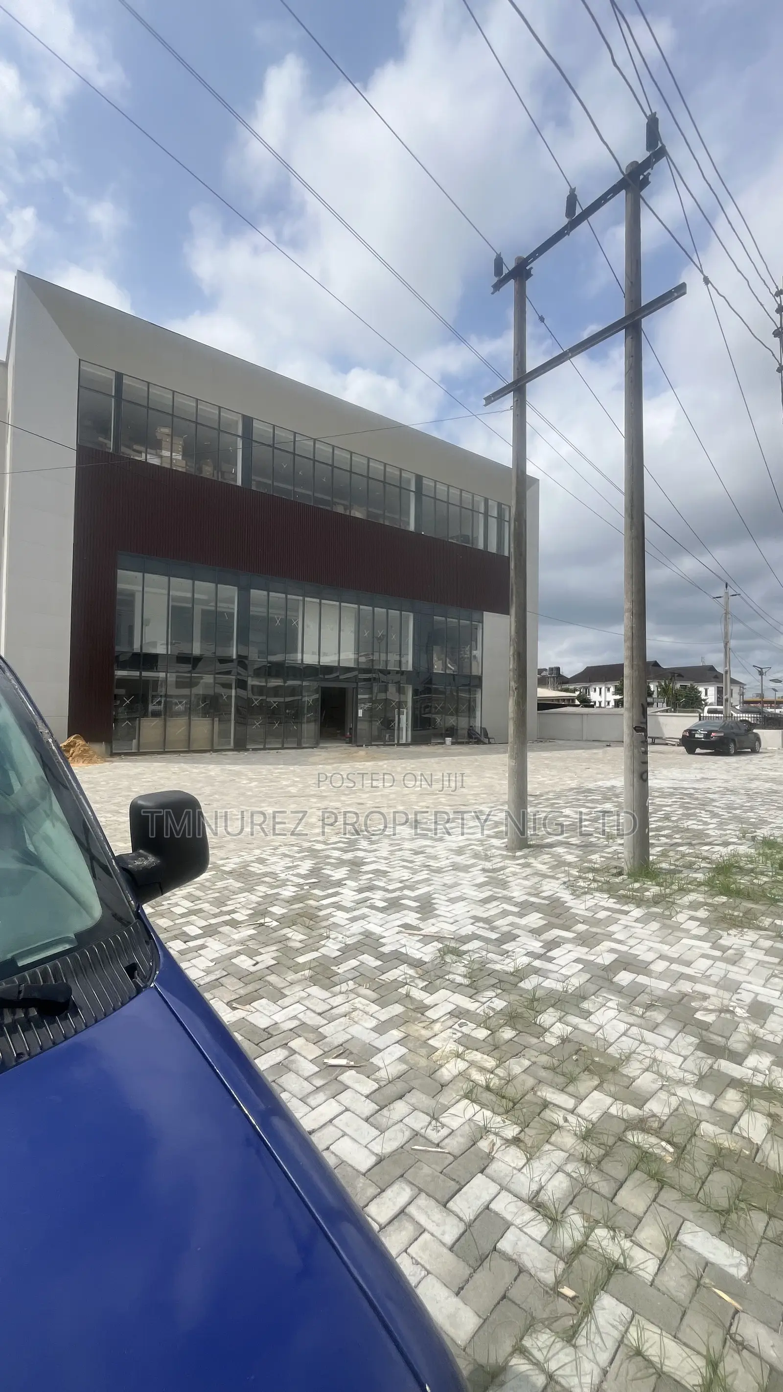 Showroom Space for Rent in Sangotedo