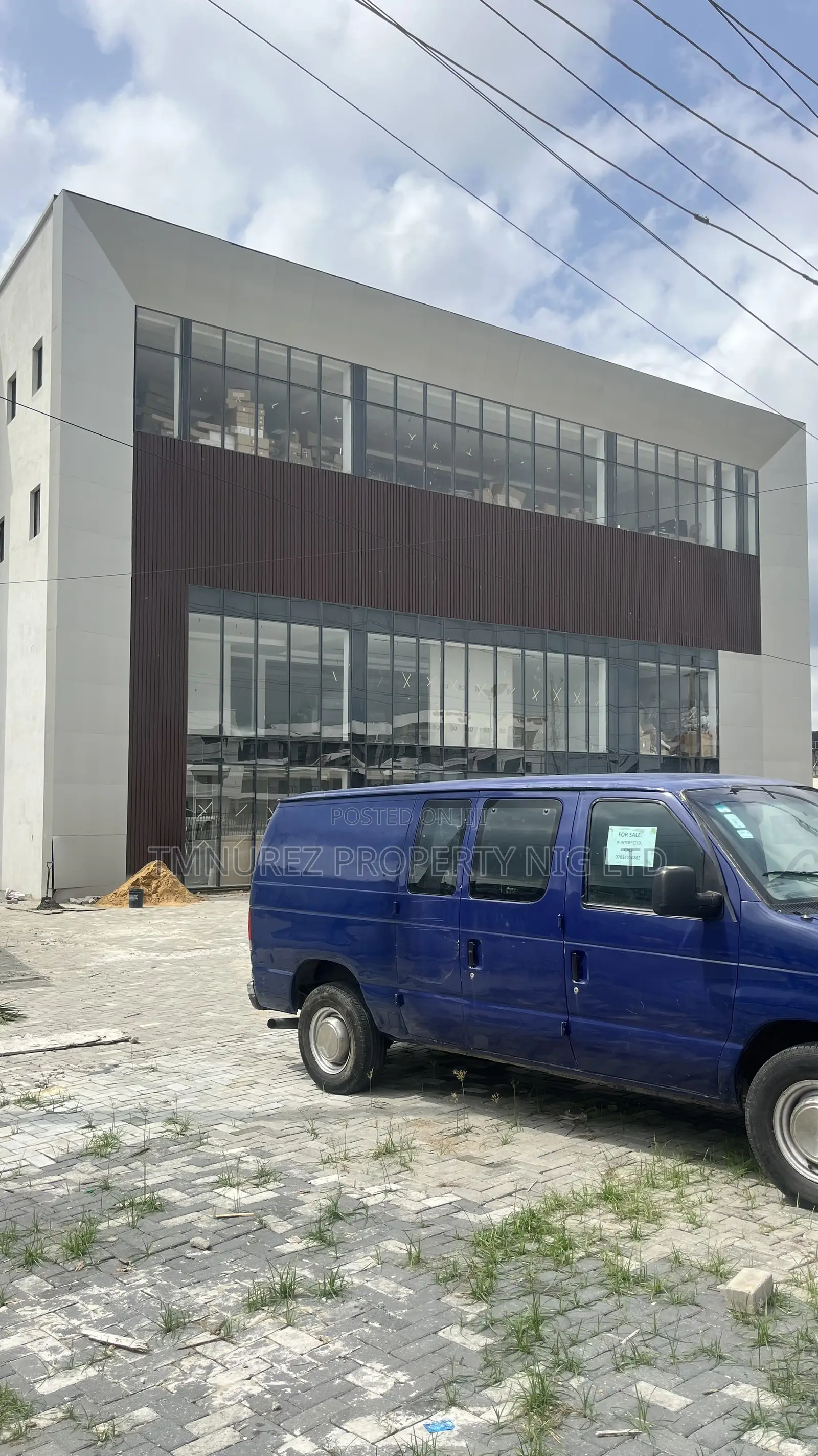 Showroom Space for Rent in Sangotedo