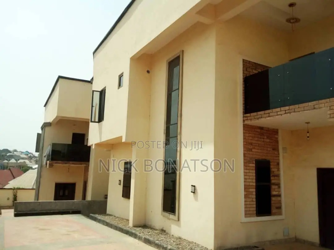 4bdrm Duplex in Kpaduma 3 Guzape  for rent in Guzape District
