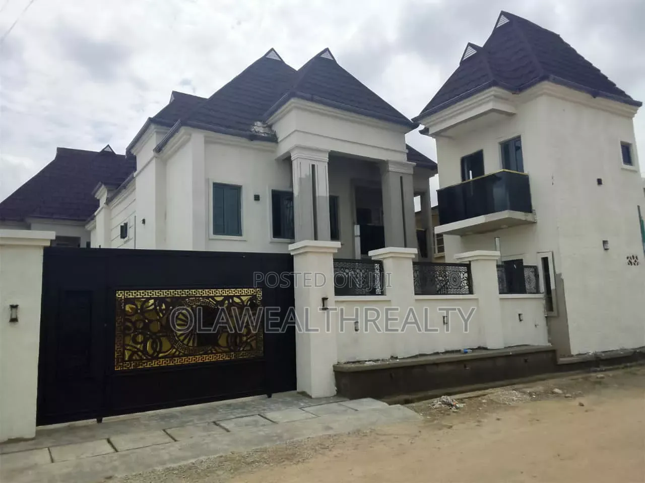5bdrm Duplex in Bodija for rent in Bodija