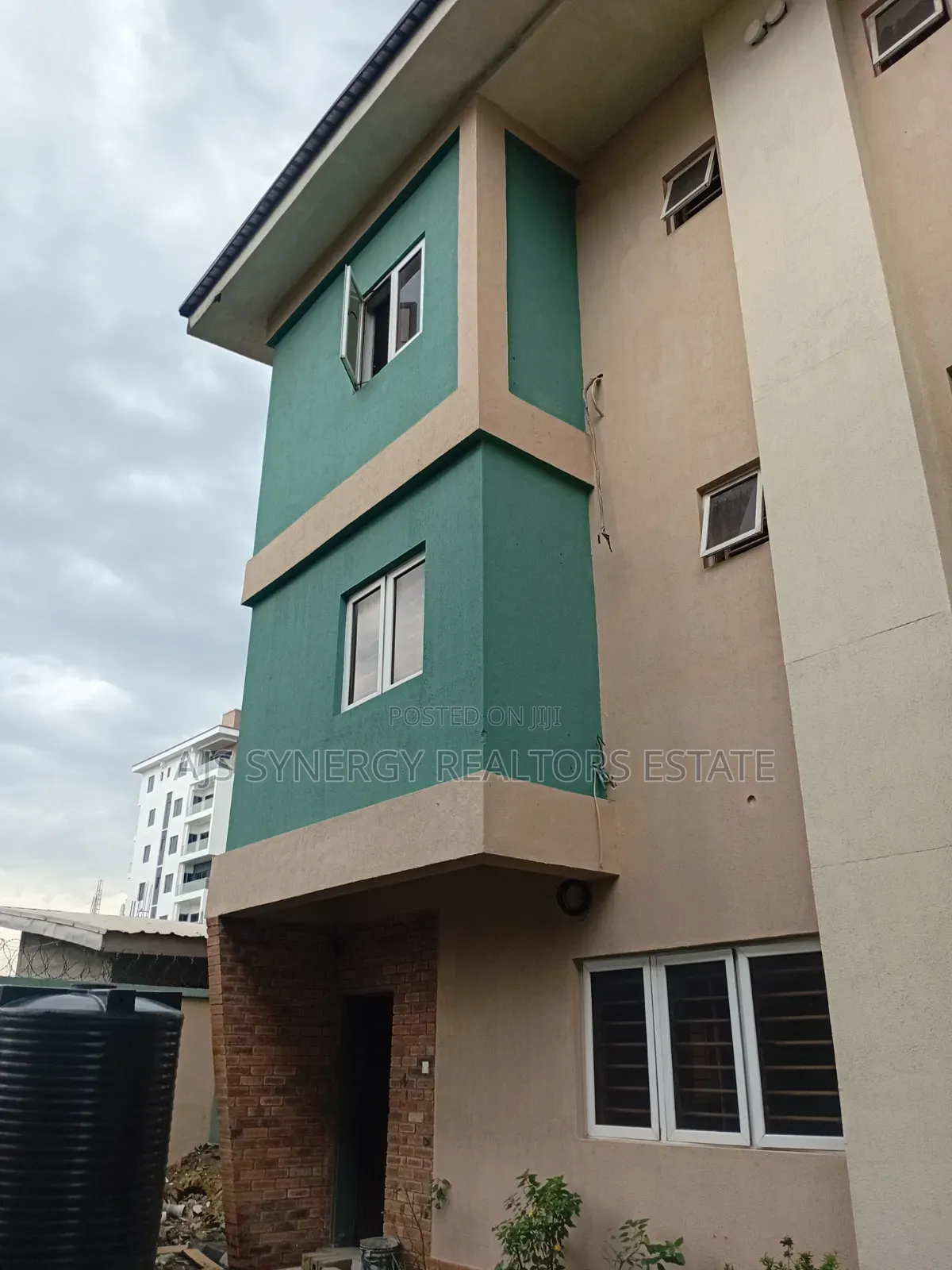 4bdrm Duplex in Lekki Phase 1 for sale in Lekki Phase 1