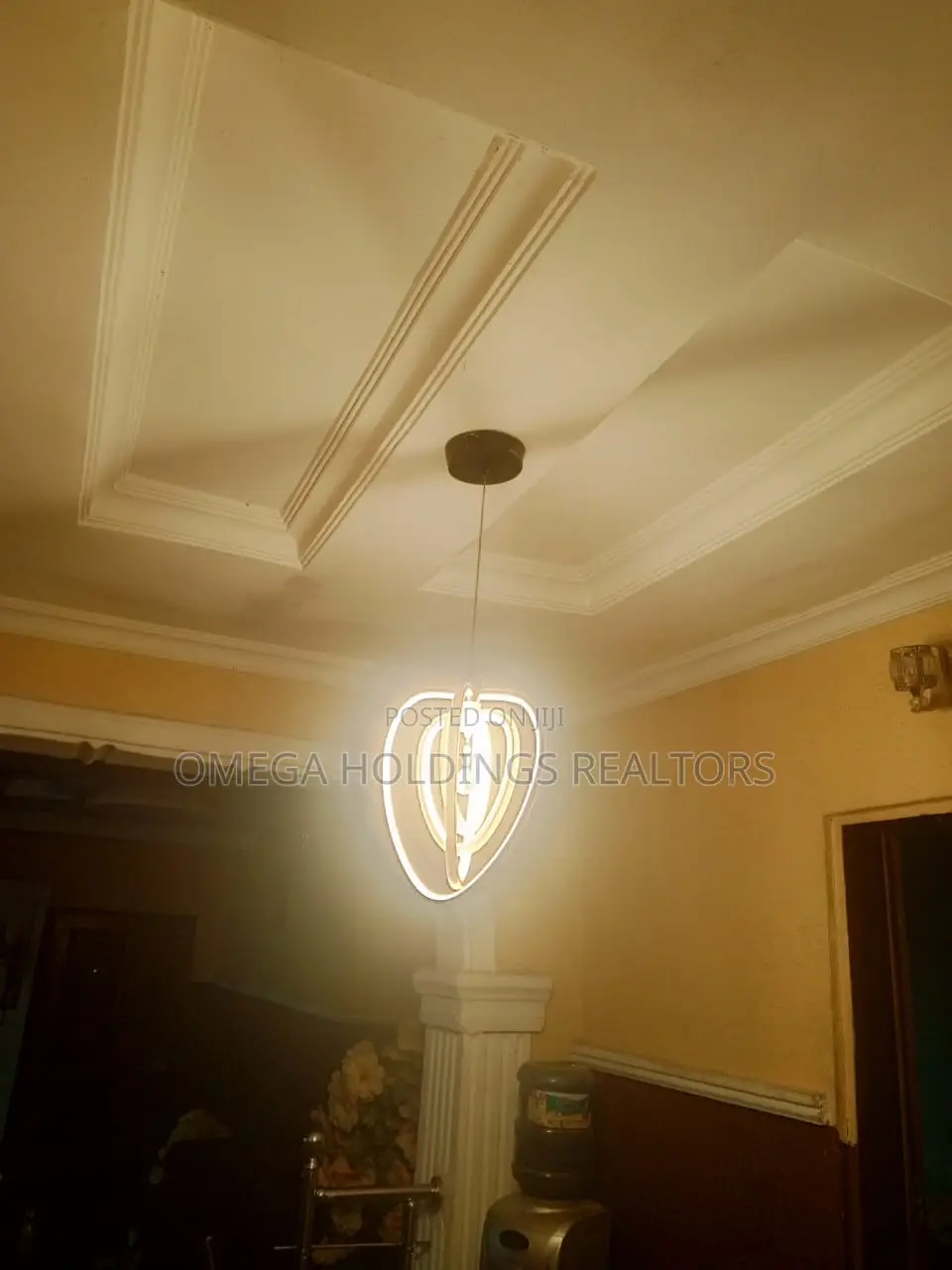 5bdrm Bungalow in Unique Estate, Ologuneru for sale in Ologuneru
