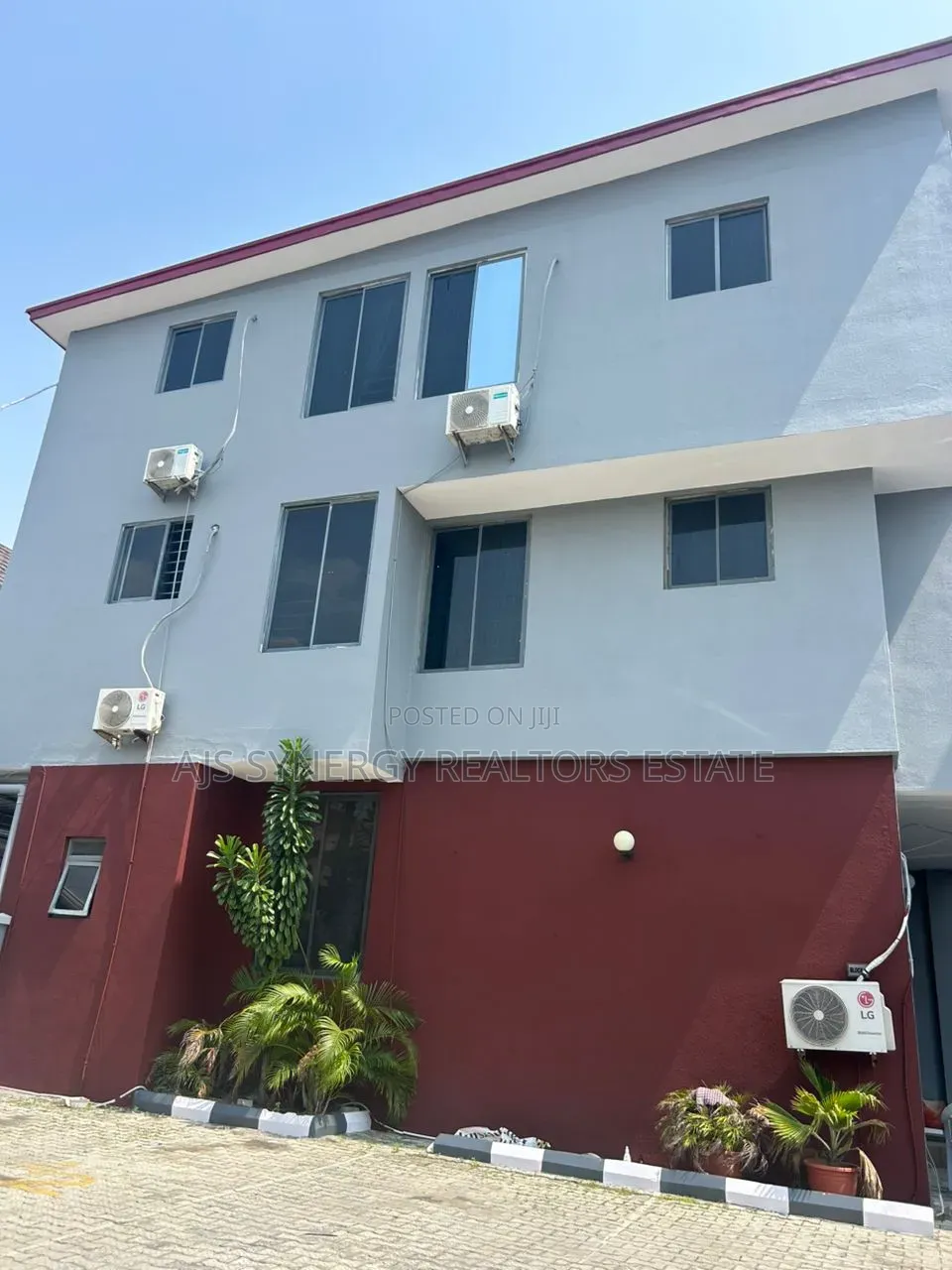 3bdrm Apartment in Lekki Phase 1 for sale in Lekki Phase 1