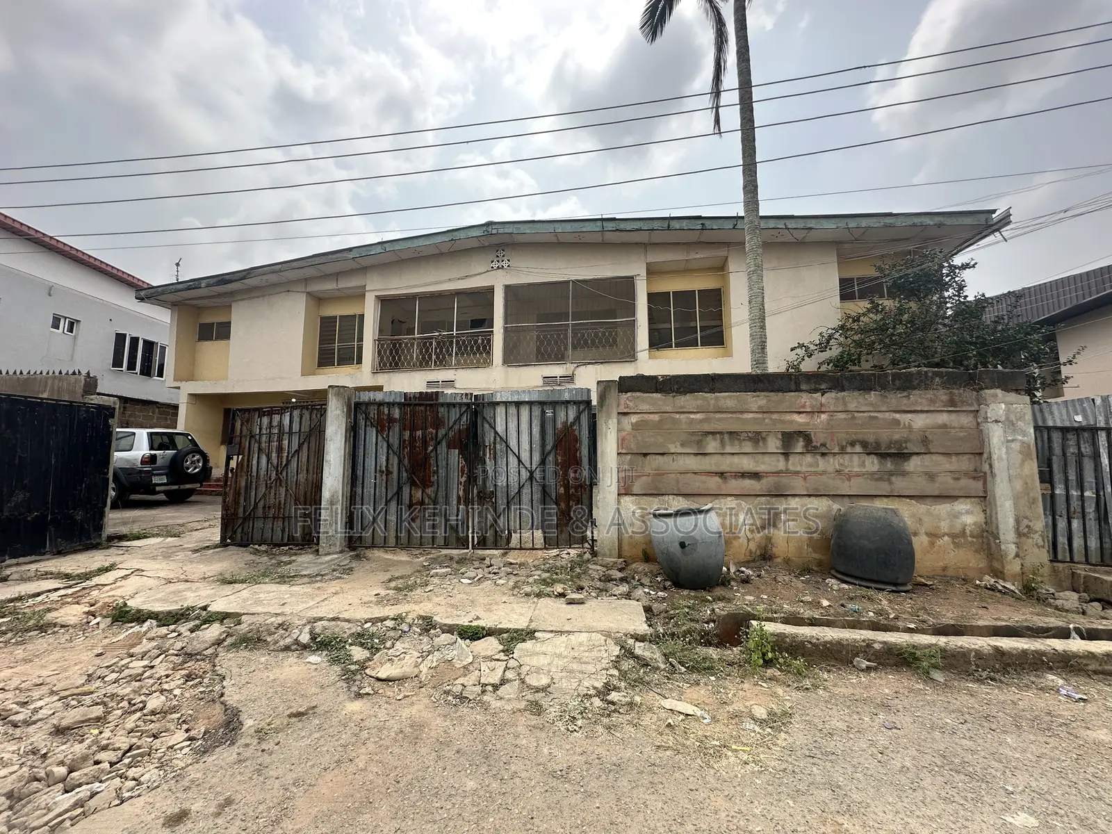 12bdrm Block of Flats in New Bodija for sale in Bodija