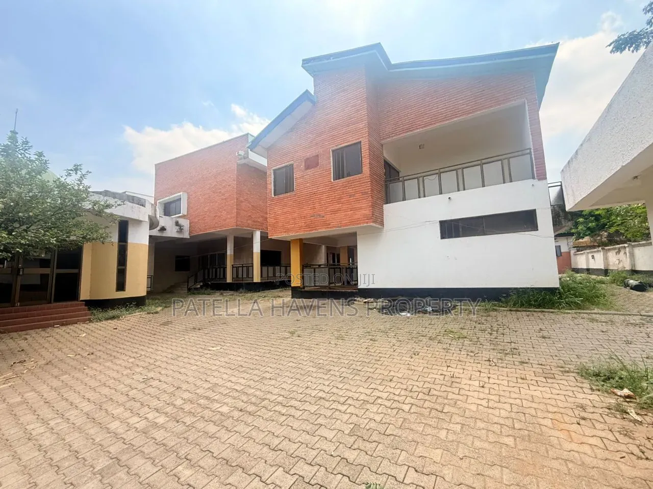6bdrm Mansion in Asokoro for sale in Asokoro