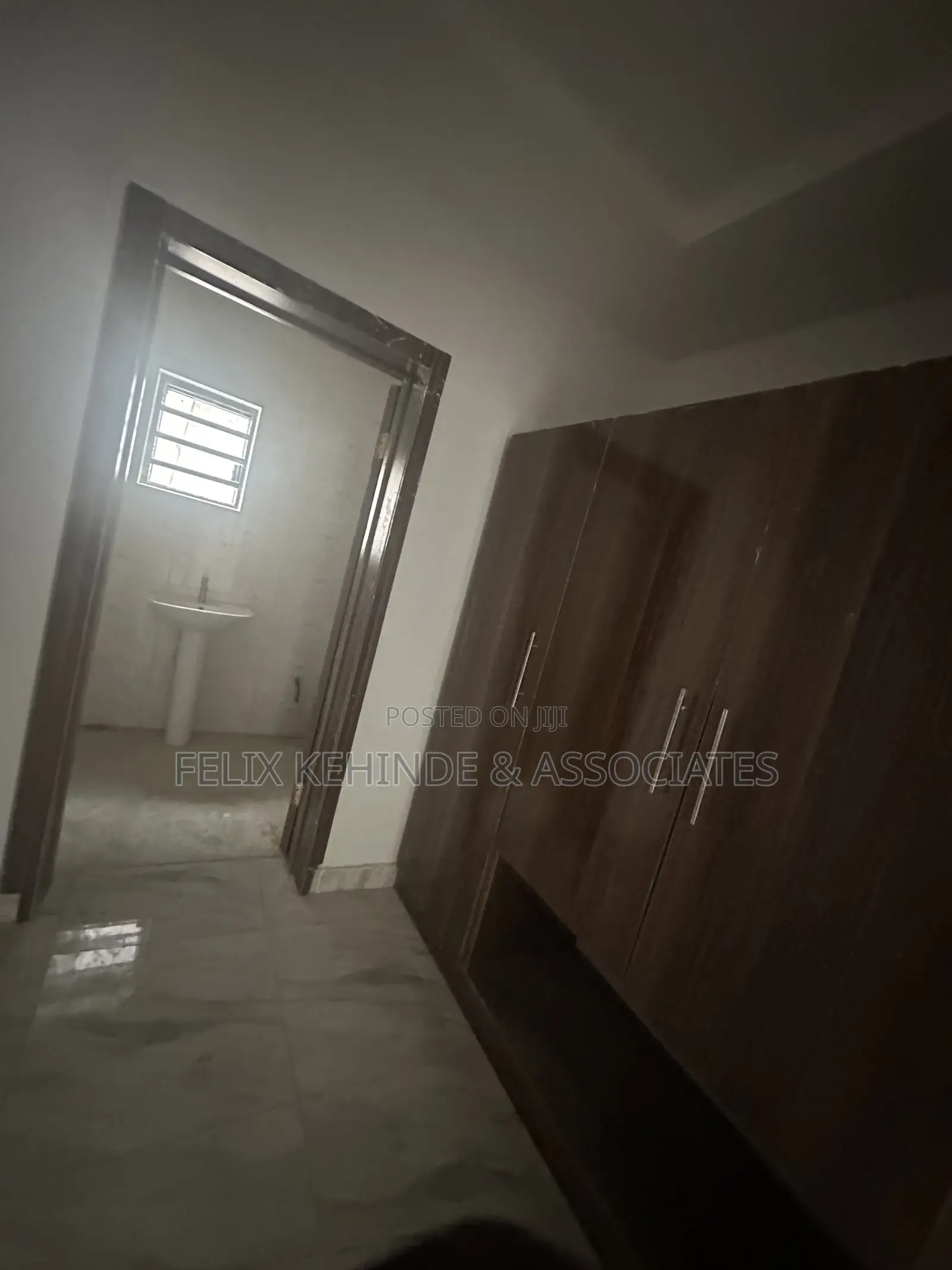 4bdrm Duplex in Adeyi, Old Bodija for sale in Old Bodija