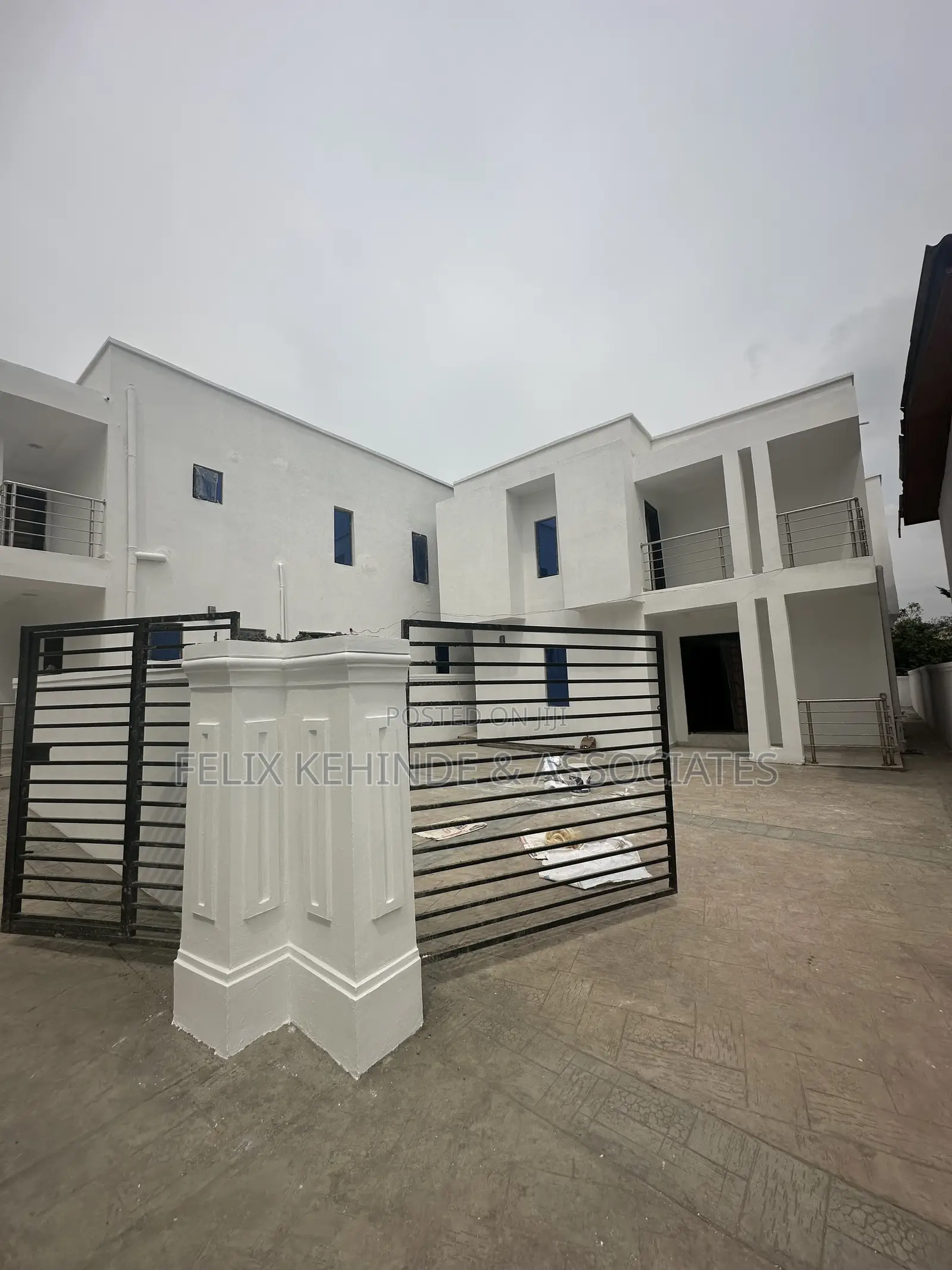 4bdrm Duplex in Adeyi, Old Bodija for sale in Old Bodija