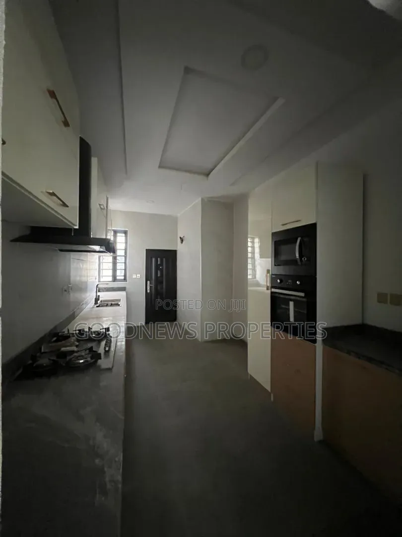 4bdrm Duplex in Ikate for rent in Ikate
