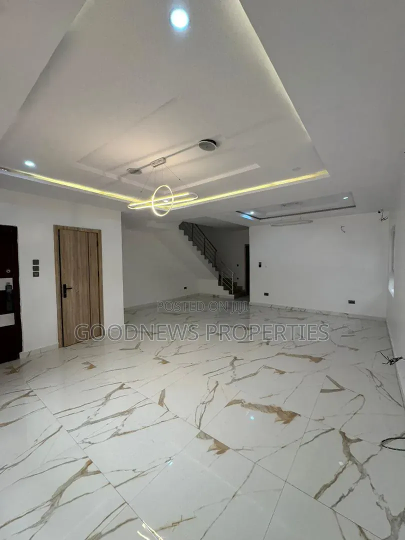 4bdrm Duplex in Vgc By Harris Drive for rent in VGC / Ajah