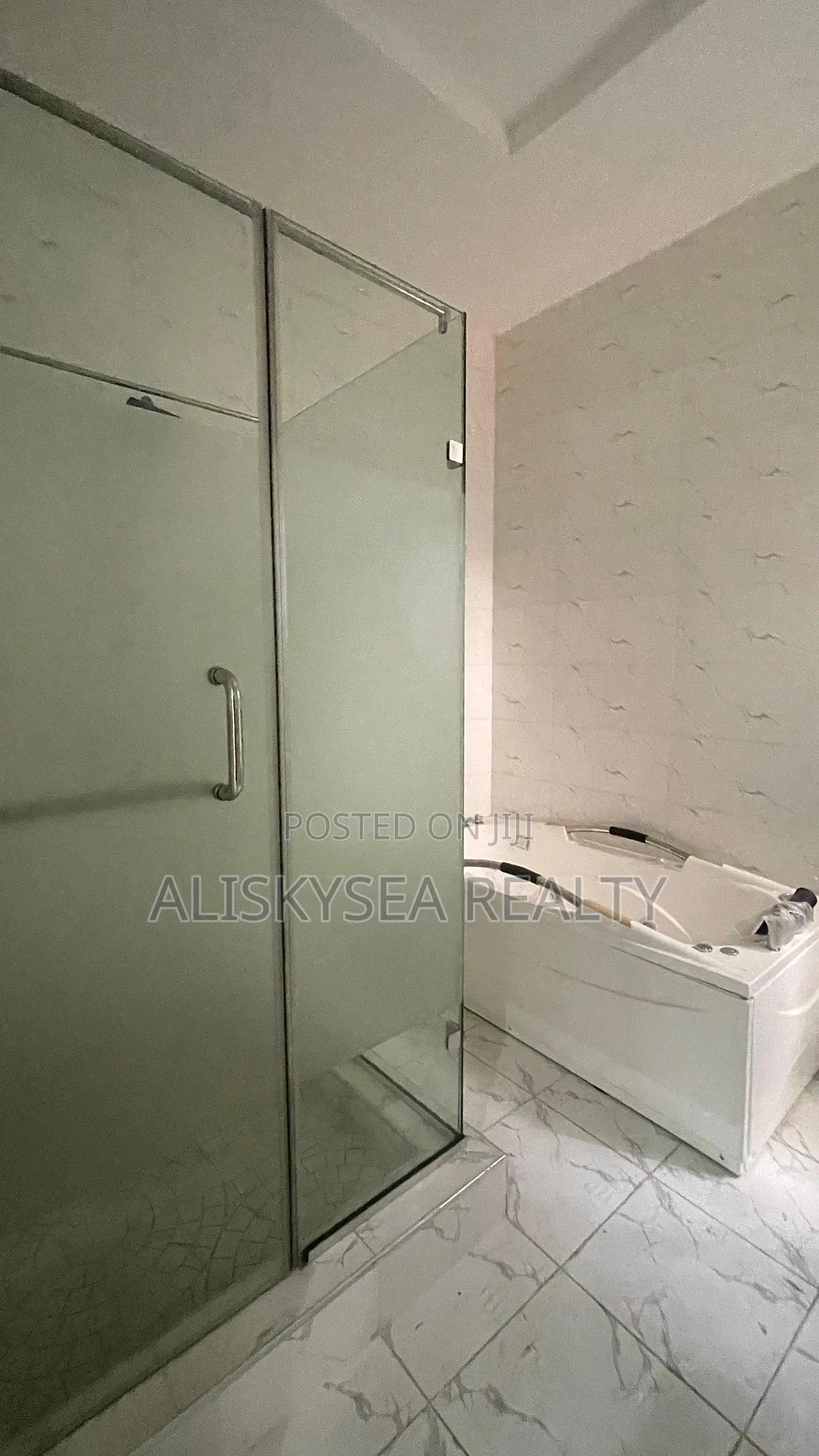 4bdrm Duplex in Eleganza, Ajah for sale in Ajah