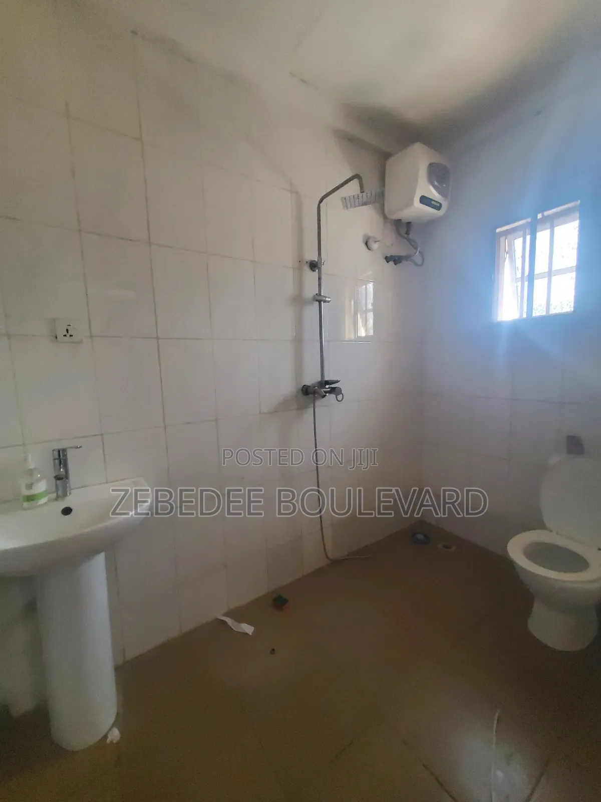 2bdrm Block of Flats in Durumi for rent in Durumi