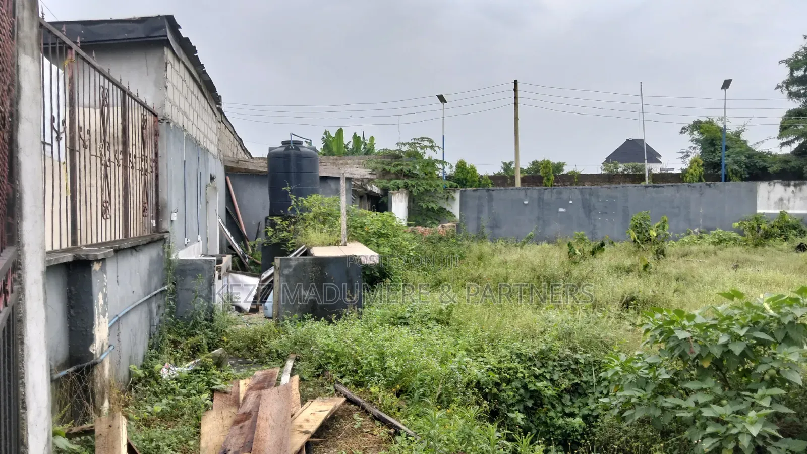 To Let / Lease: Fenced Plots on Sars Rd , Ph in Rukpokwu