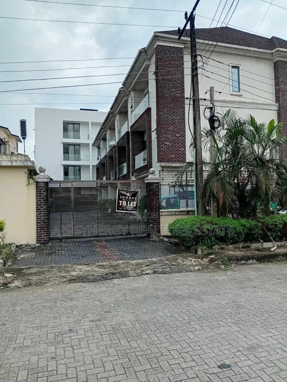 4bdrm Duplex in Lekki Phase 1 for rent in Lekki Phase 1