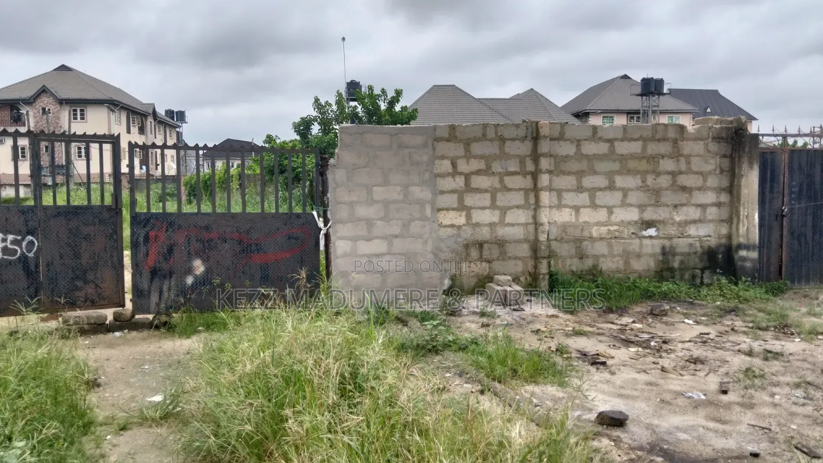 To Let / Lease : Fenced 500 SQMTRS on Major Sars Road Port Harcourt in Rukpokwu