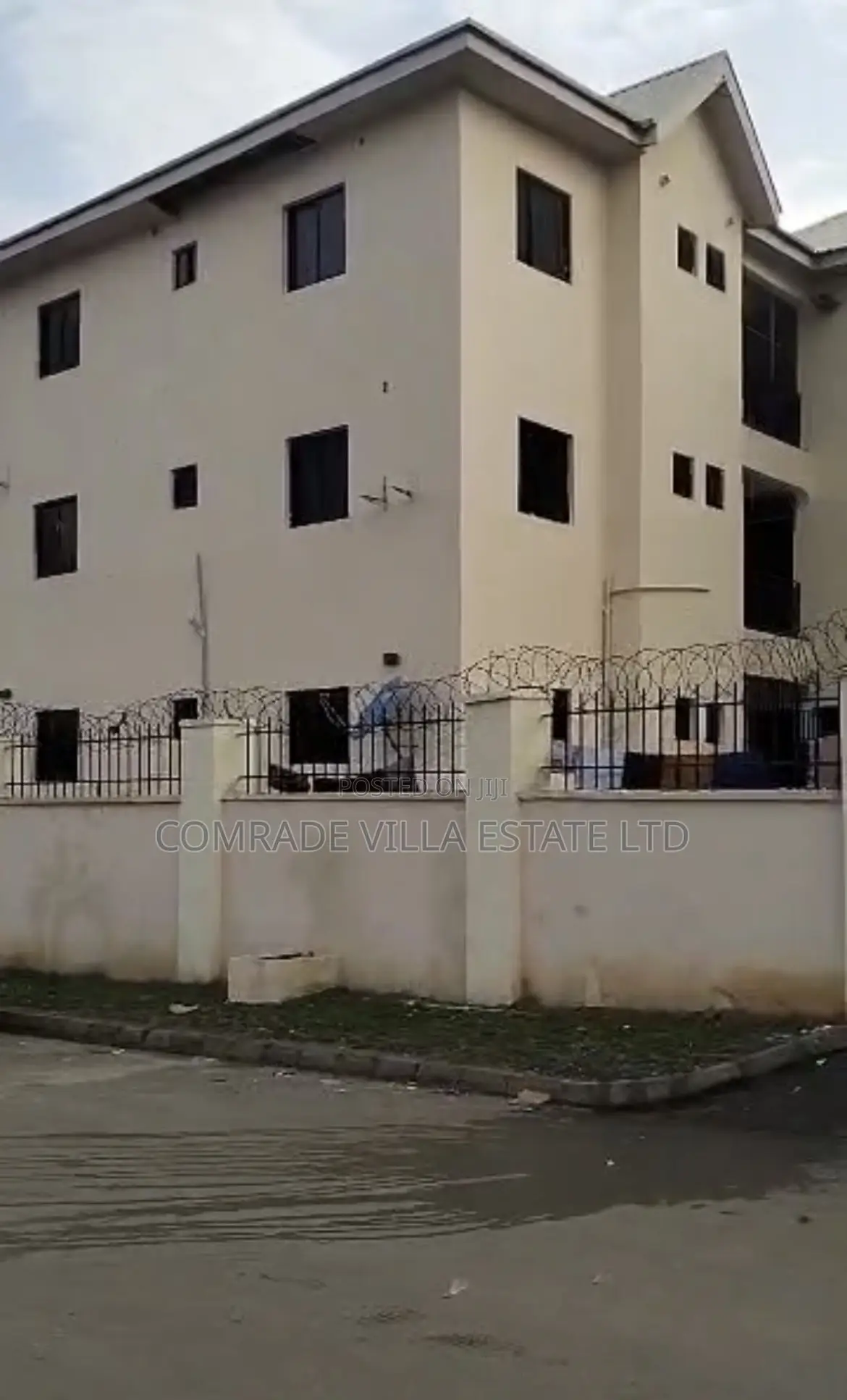 20bdrm Block of Flats in Garki for sale in Garki