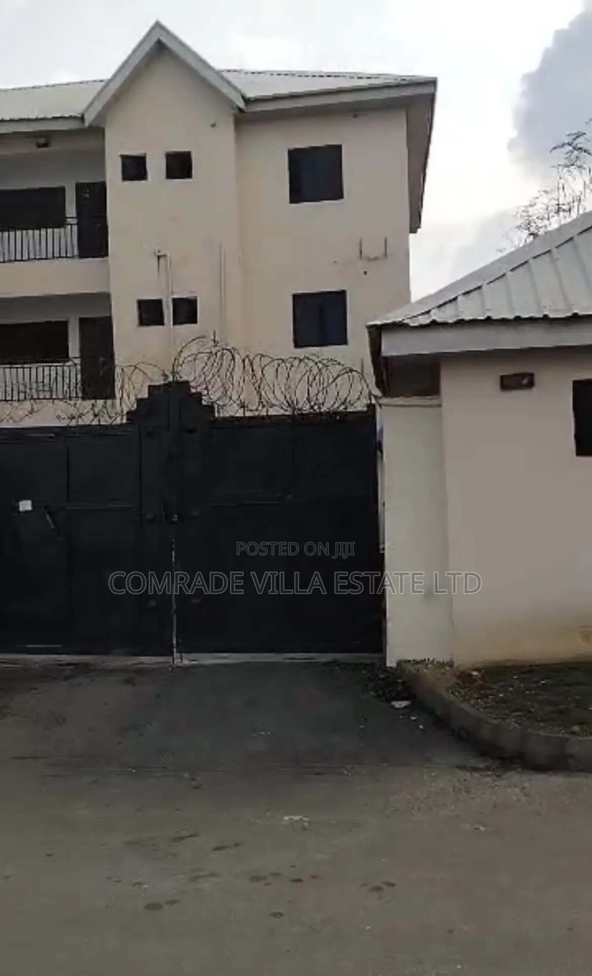 20bdrm Block of Flats in Garki for sale in Garki