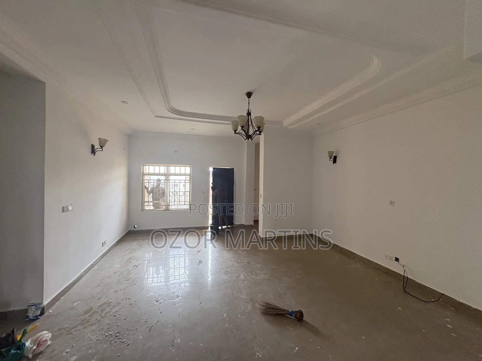 3bdrm Block of Flats in Wuye for rent in Wuye