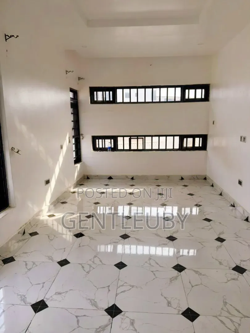 2bdrm Apartment in Conservation Rd, Lekki Phase 2 for rent in Lekki Phase 2