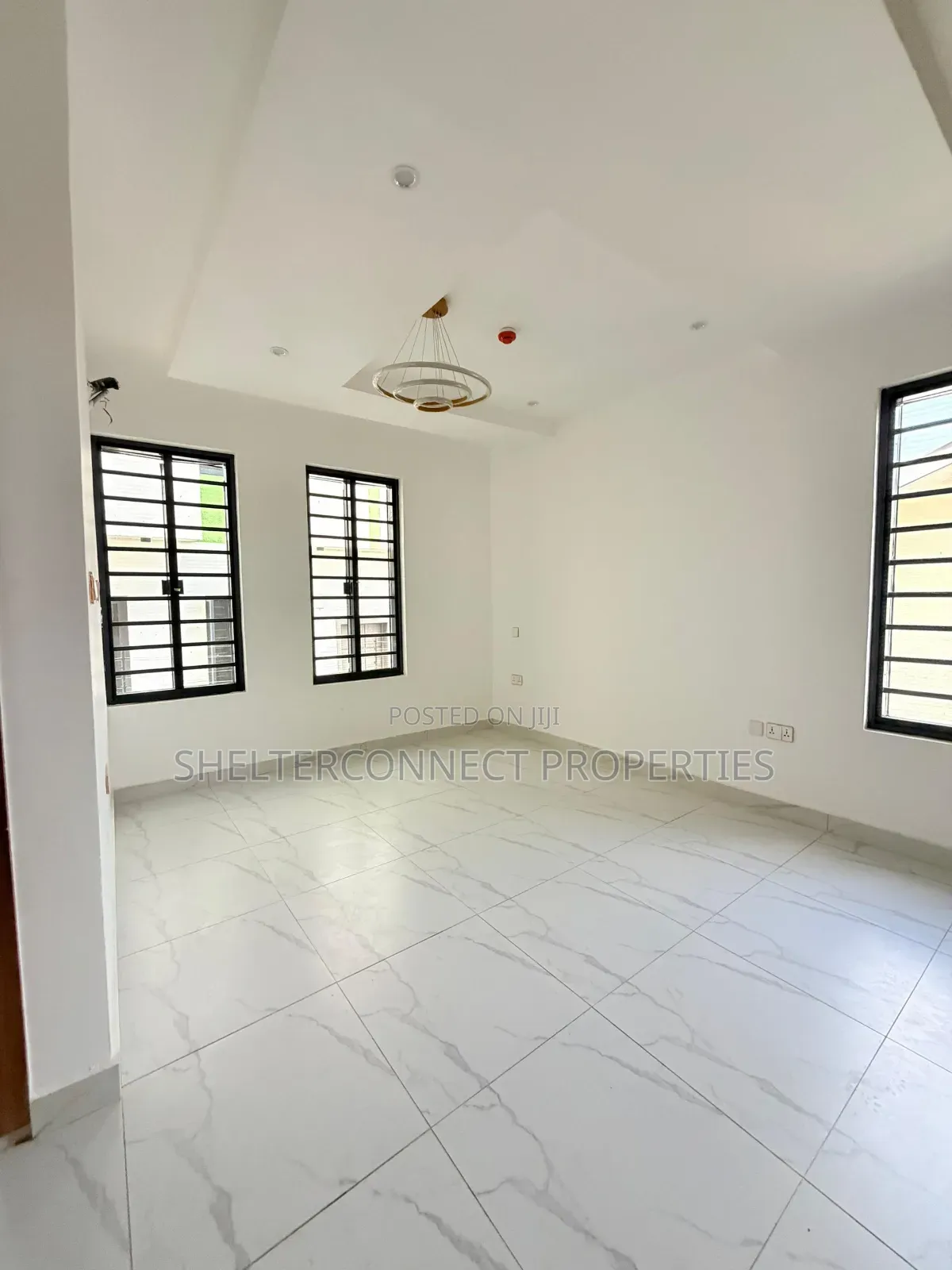 5bdrm Duplex in Omole Phase 1 for sale in Omole Phase 1