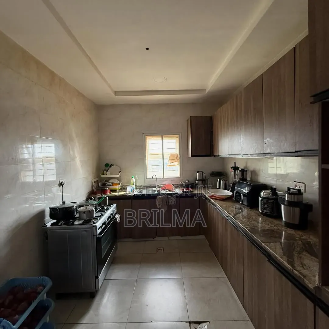 3bdrm Block of Flats in Galadimawa for sale in Galadimawa
