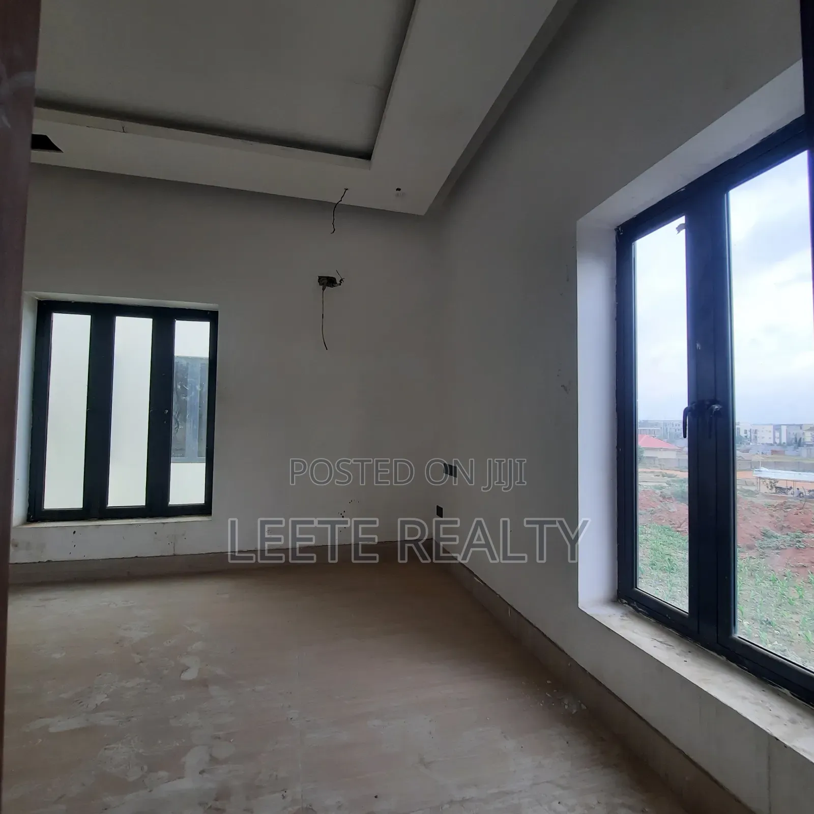 5bdrm Duplex in Jahi for sale in Jahi