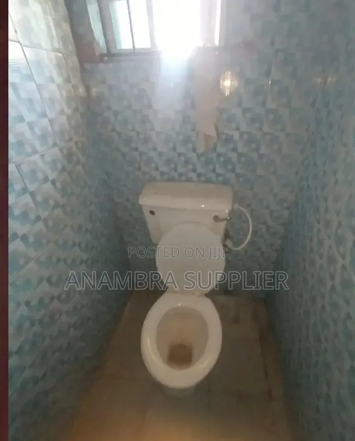 2bdrm Block of Flats in Oyi for sale in Oyi