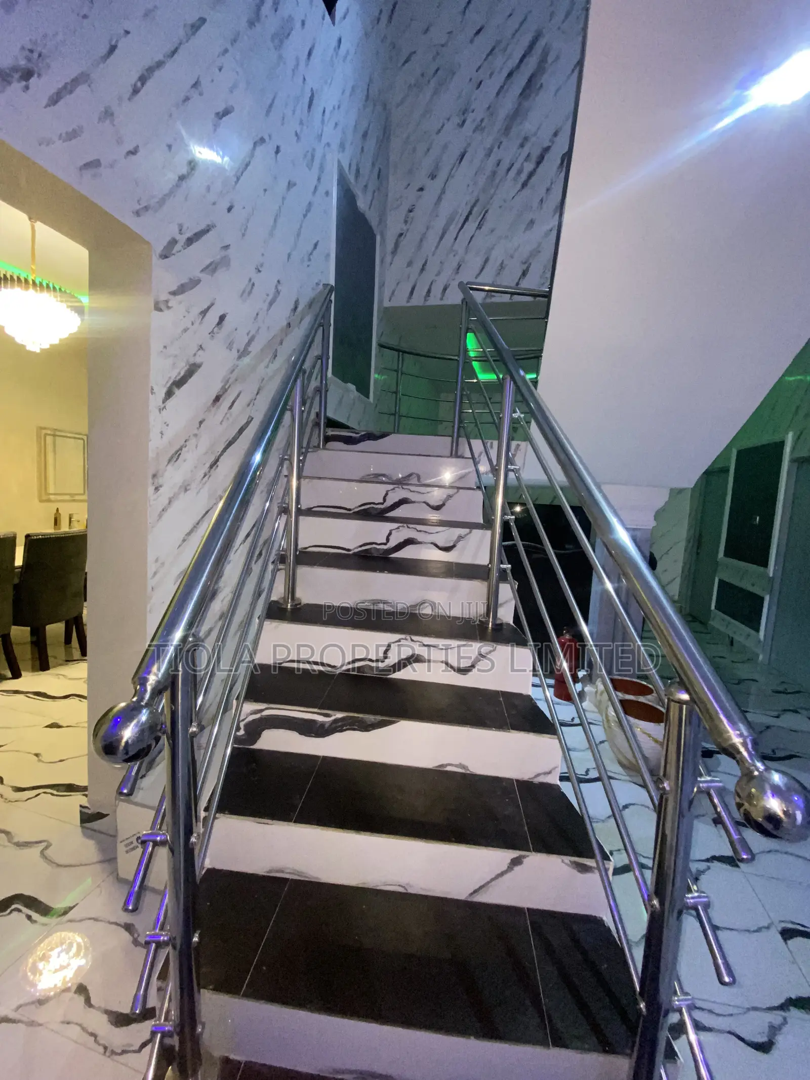5bdrm Duplex in Reh Da Fortress, Sabon Lugbe for sale in Sabon Lugbe