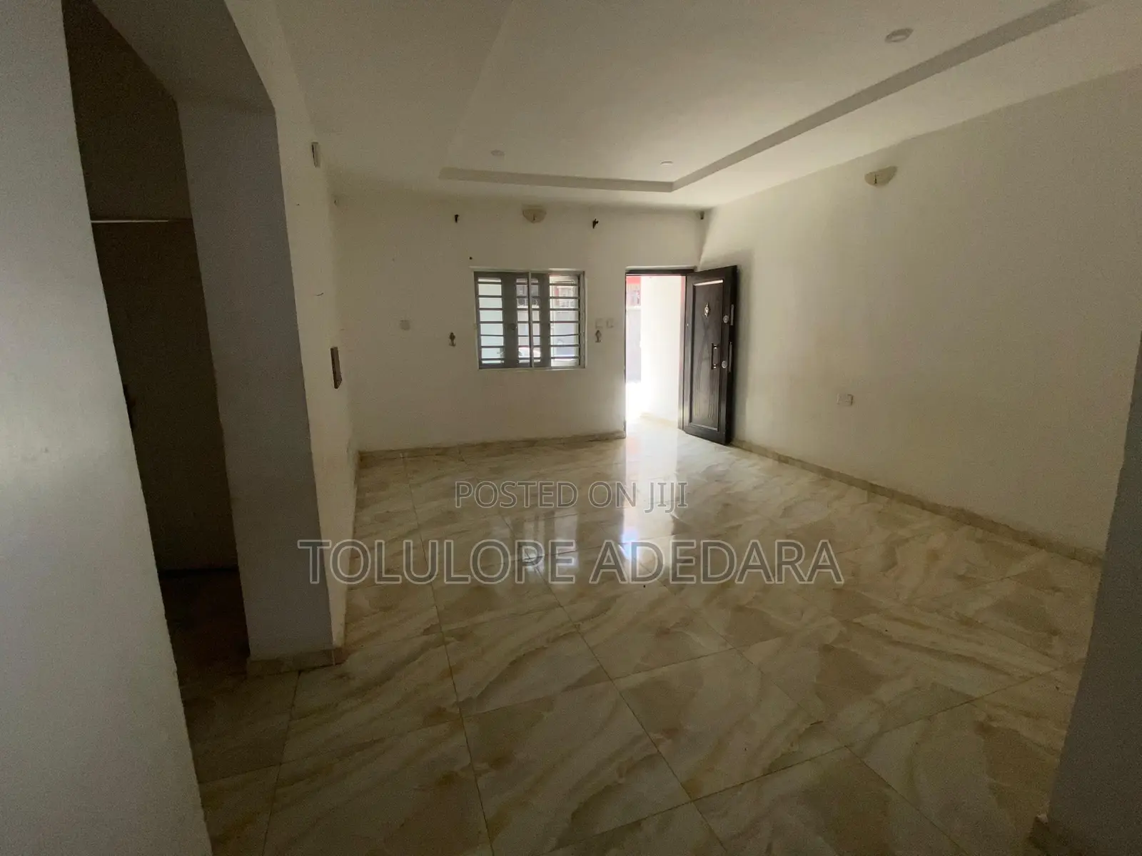 2bdrm Block of Flats in Crd Estate, Lugbe District for sale in Lugbe District