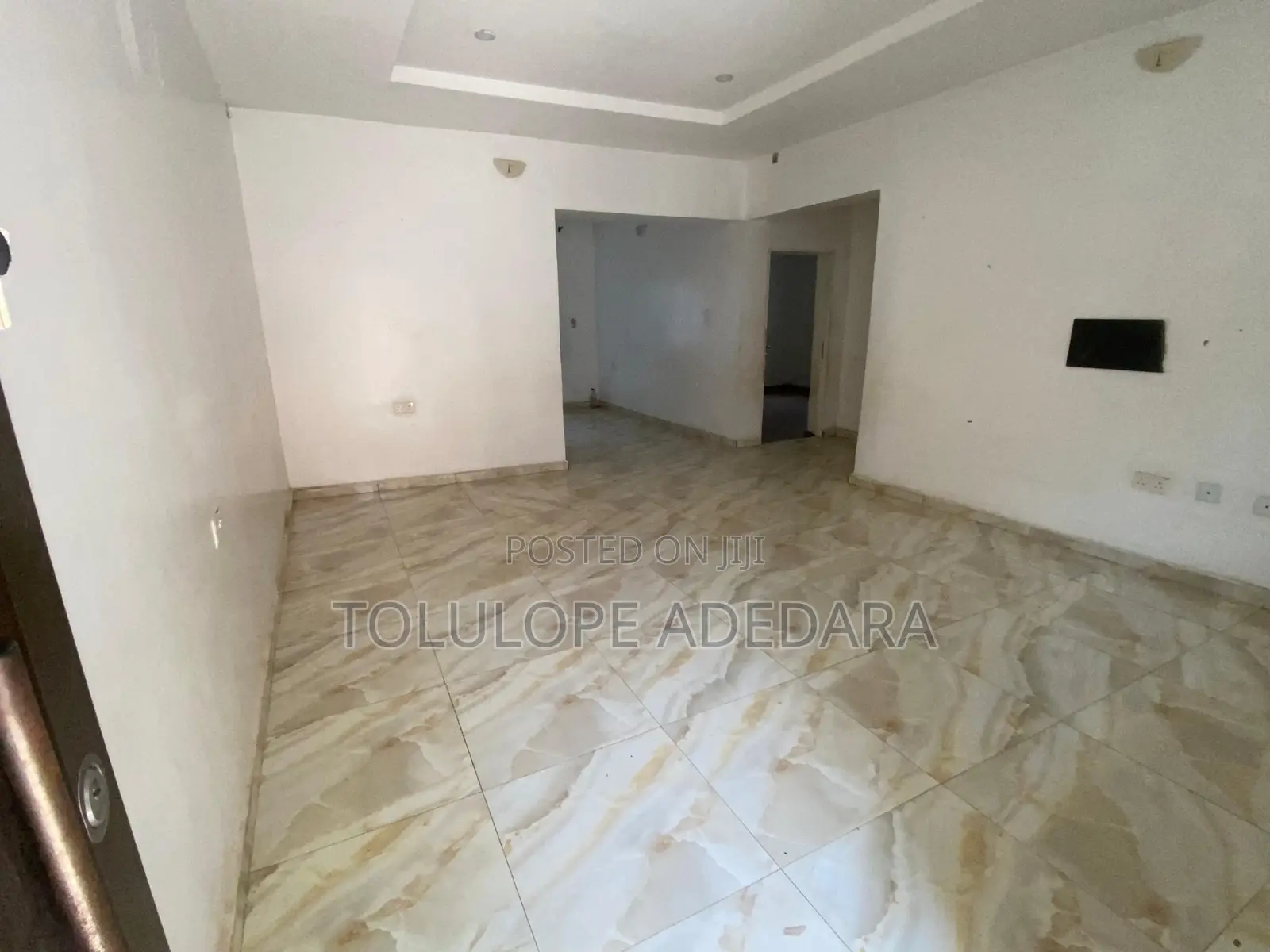 2bdrm Block of Flats in Crd Estate, Lugbe District for sale in Lugbe District