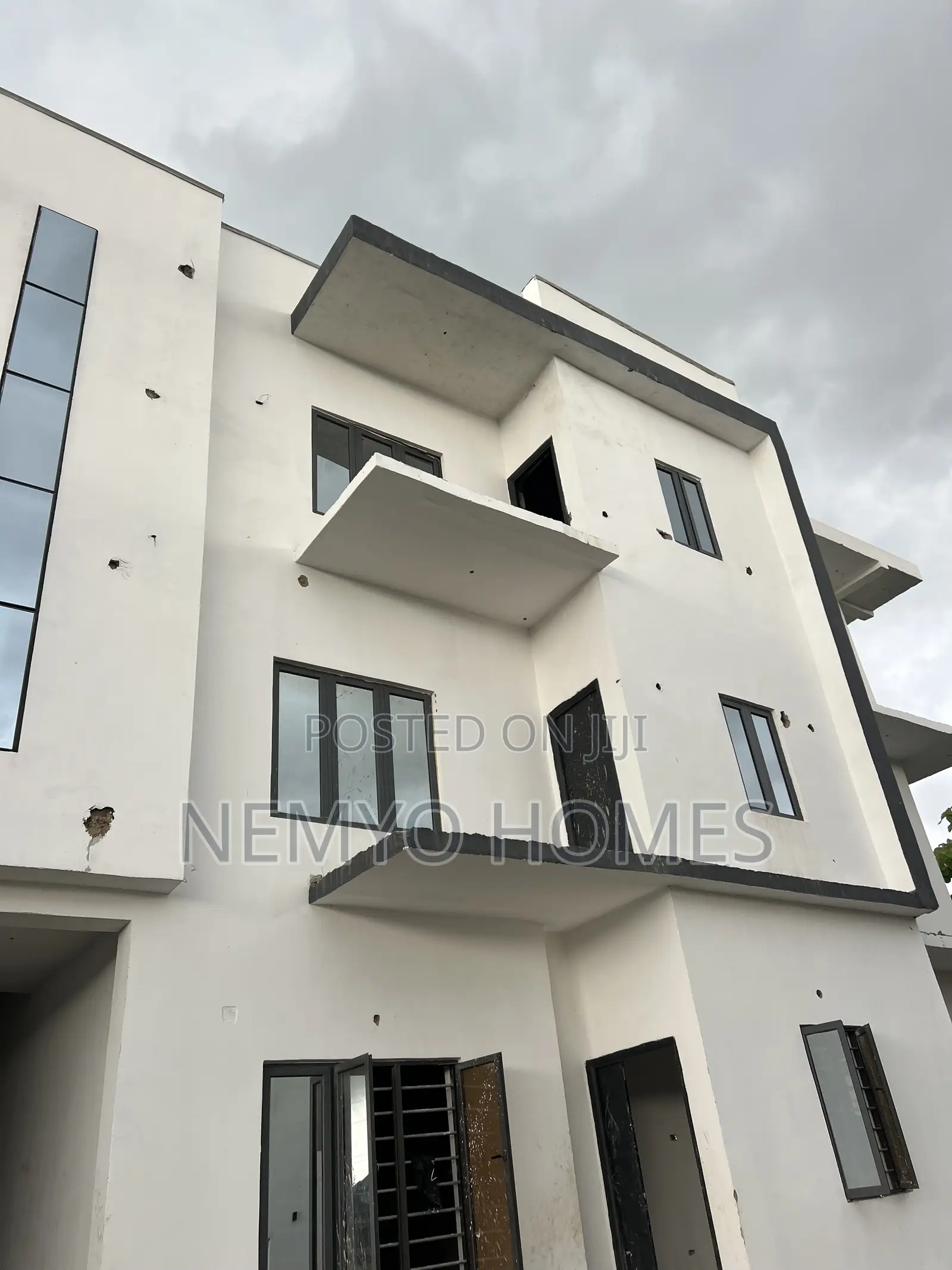3bdrm Block of Flats in Galadimawa for sale in Galadimawa